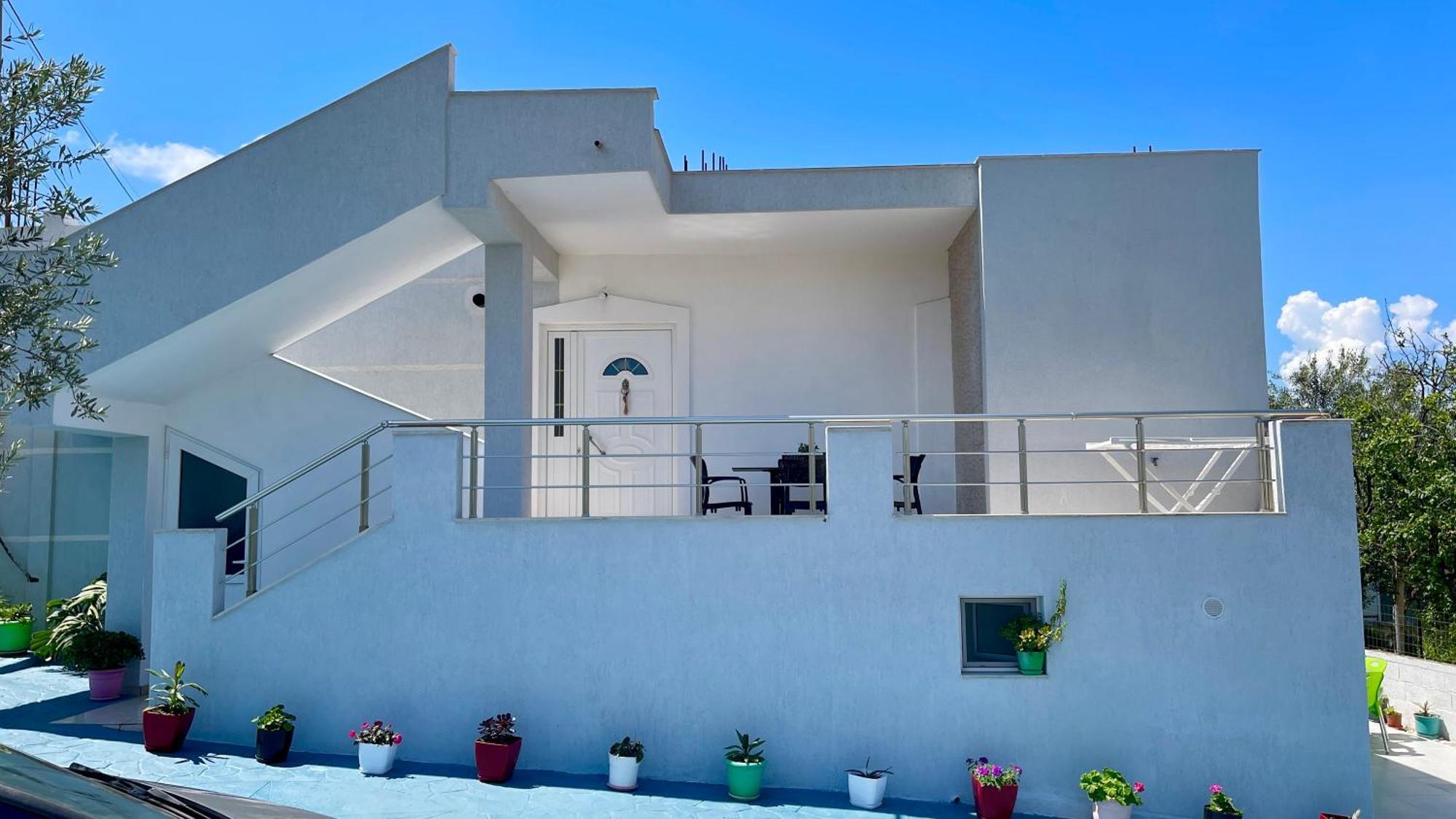 Guesthouse Shehu Ксамил Экстерьер фото