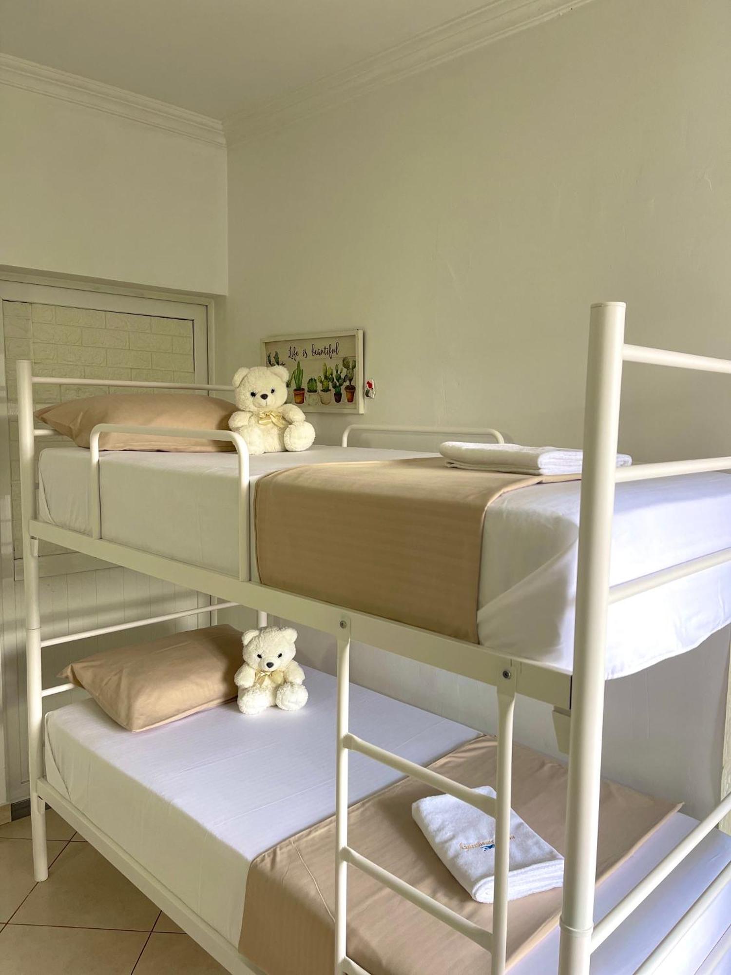 Guesthouse Shehu Ксамил Экстерьер фото